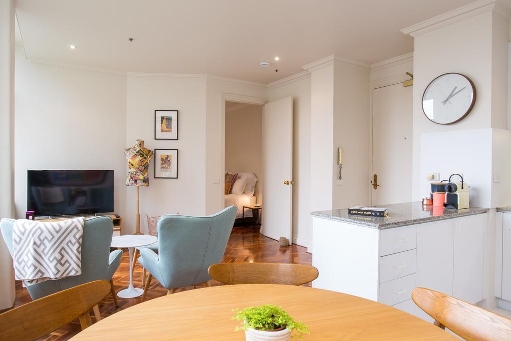 1 Exhibition Apartment Hotel Мелбърн Стая снимка