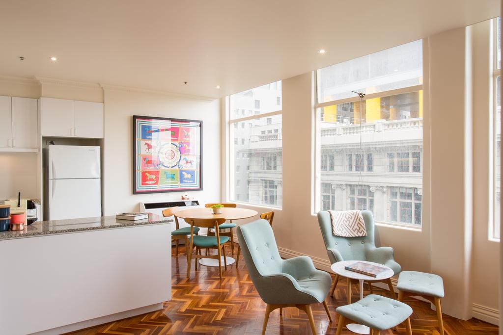 1 Exhibition Apartment Hotel Мелбърн Стая снимка