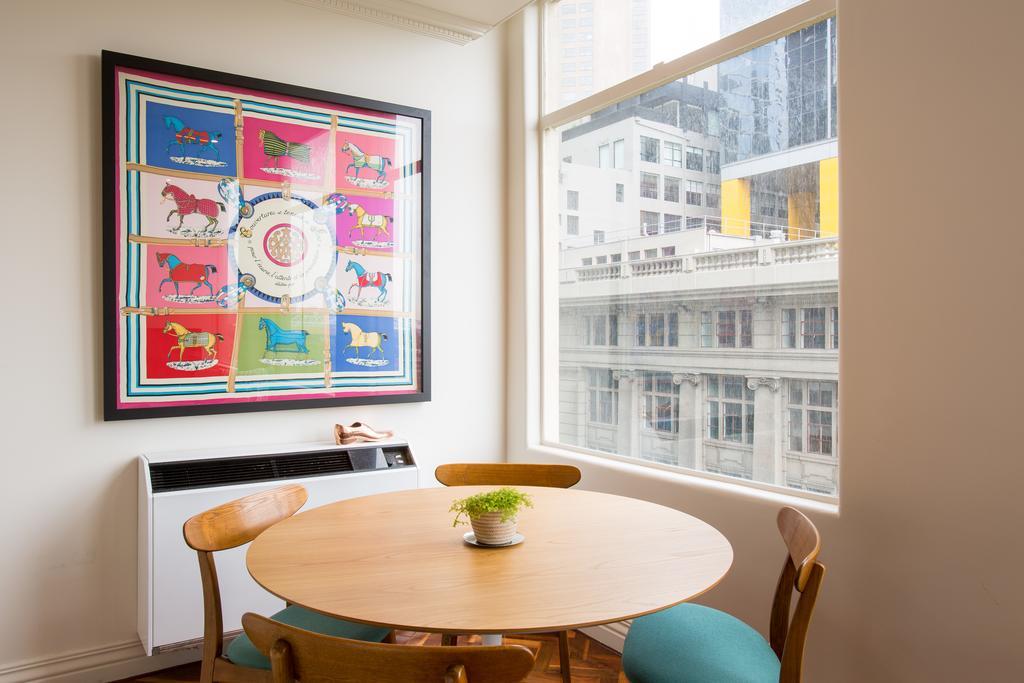 1 Exhibition Apartment Hotel Мелбърн Стая снимка