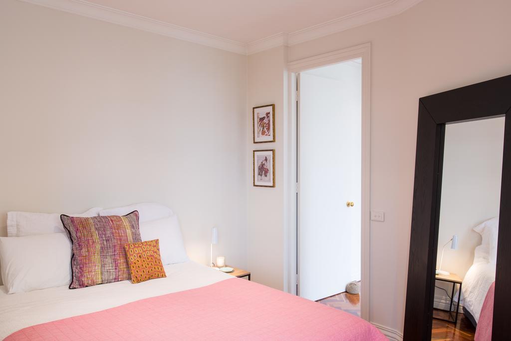 1 Exhibition Apartment Hotel Мелбърн Стая снимка