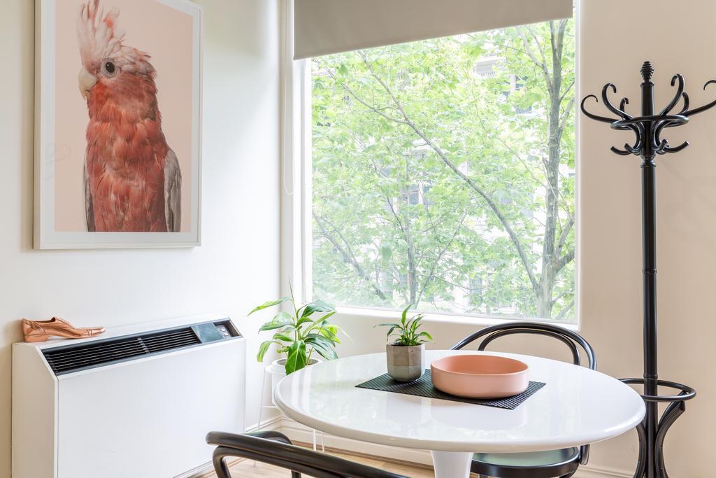 1 Exhibition Apartment Hotel Мелбърн Екстериор снимка